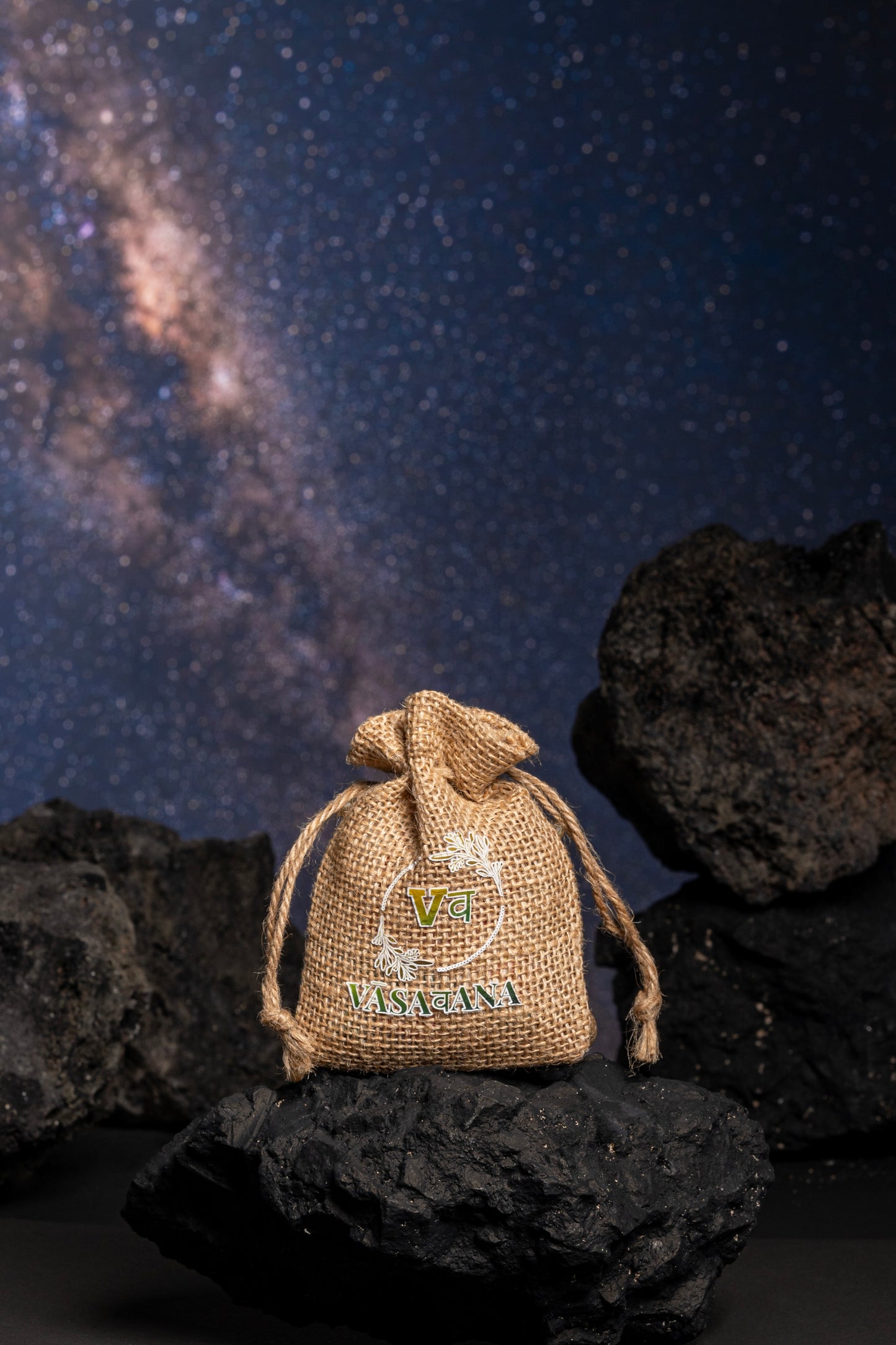 Midnight Pulse — Organic Jute Car Perfume | Vāsaवana
